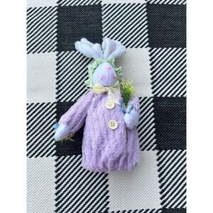 1999 Joelson Industries Lavender Bunny